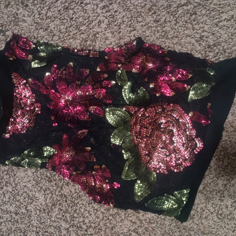 XS crop top